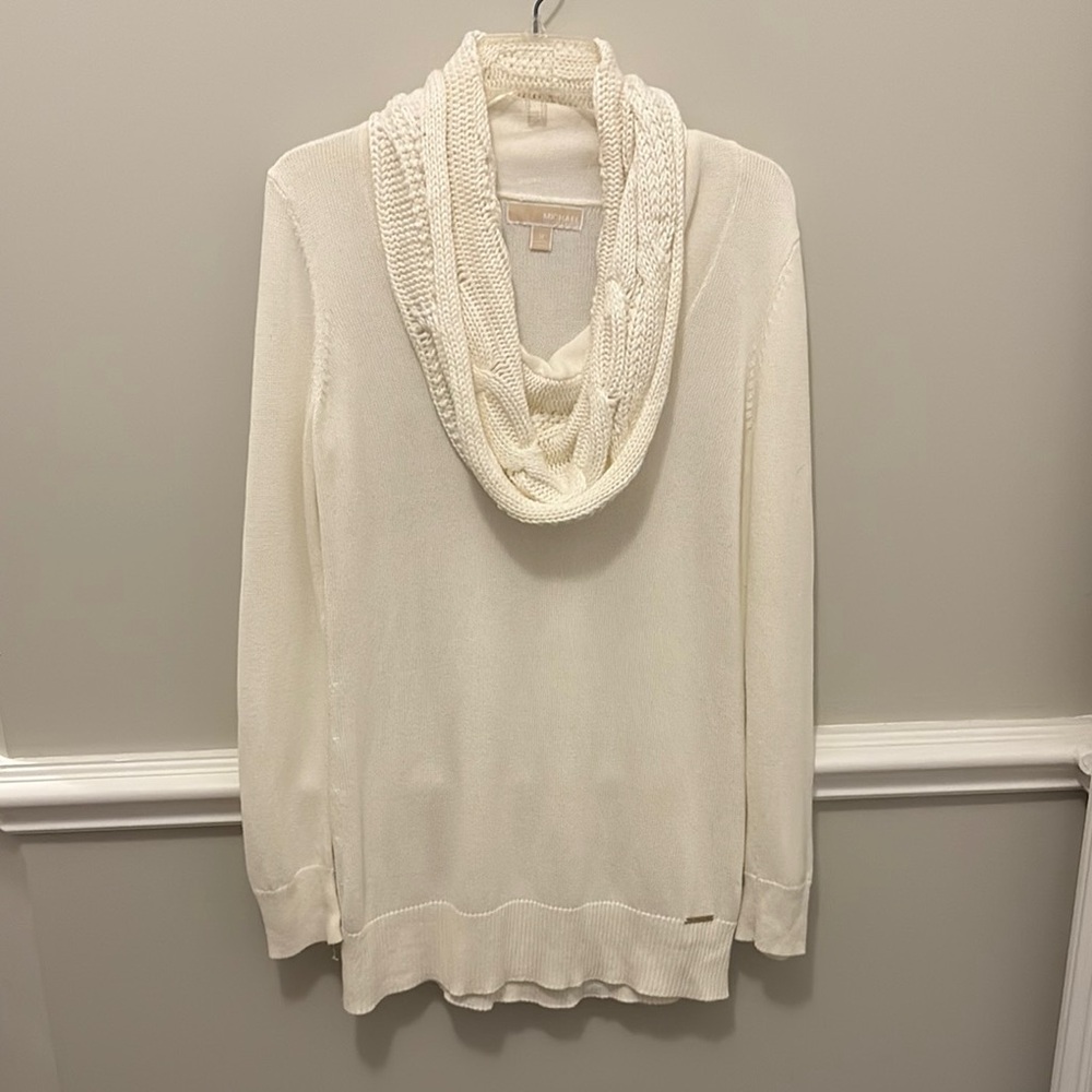 EUC. Michael Kors Elegant Cream Sweater with Cowl Neck. Size Medium.